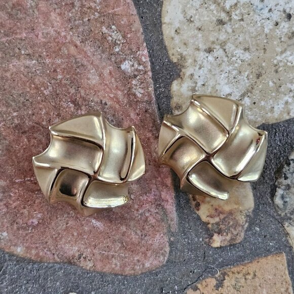 Vintage Light-weight Gold-Filled Carla Earrings - Picture 3 of 7